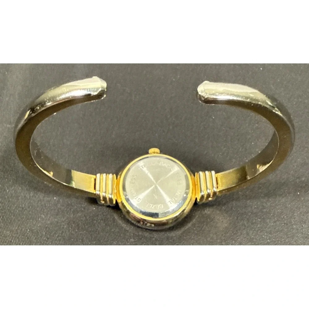 Unbranded Bangle Watch Women OS Red Gold Snowman Holiday Festive Japan Quartz
